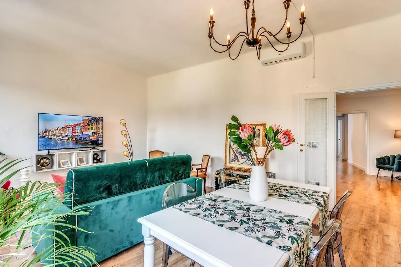 Aweshomeitaly - Pisa Park View Apartment