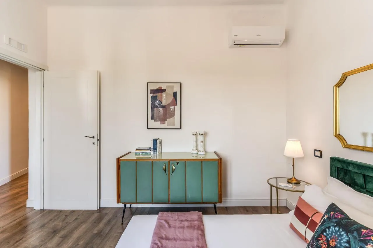 Aweshomeitaly - Pisa Park View Apartment