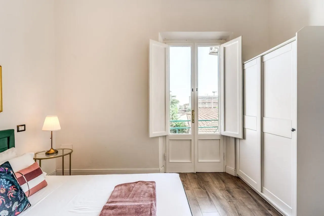 Aweshomeitaly - Pisa Park View Apartment
