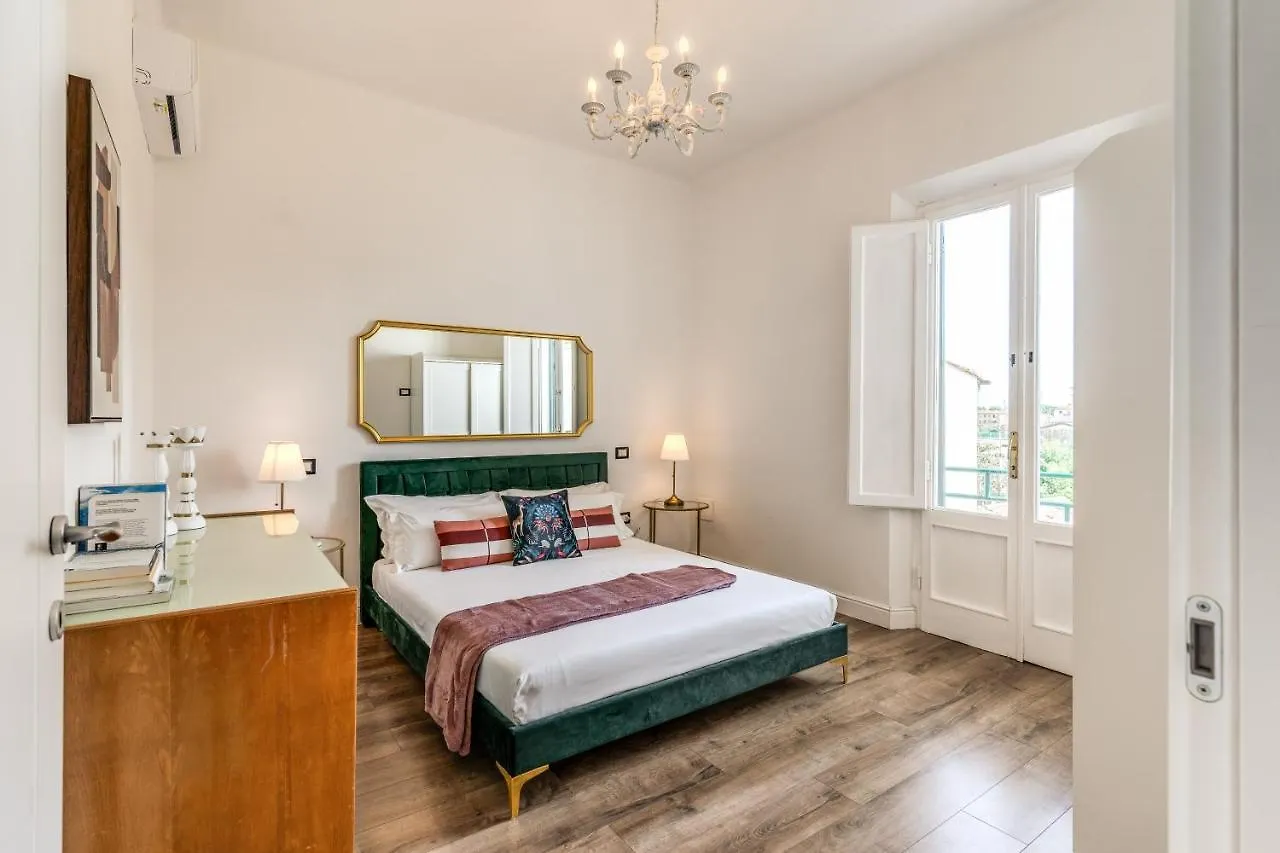 Aweshomeitaly - Pisa Park View Apartment