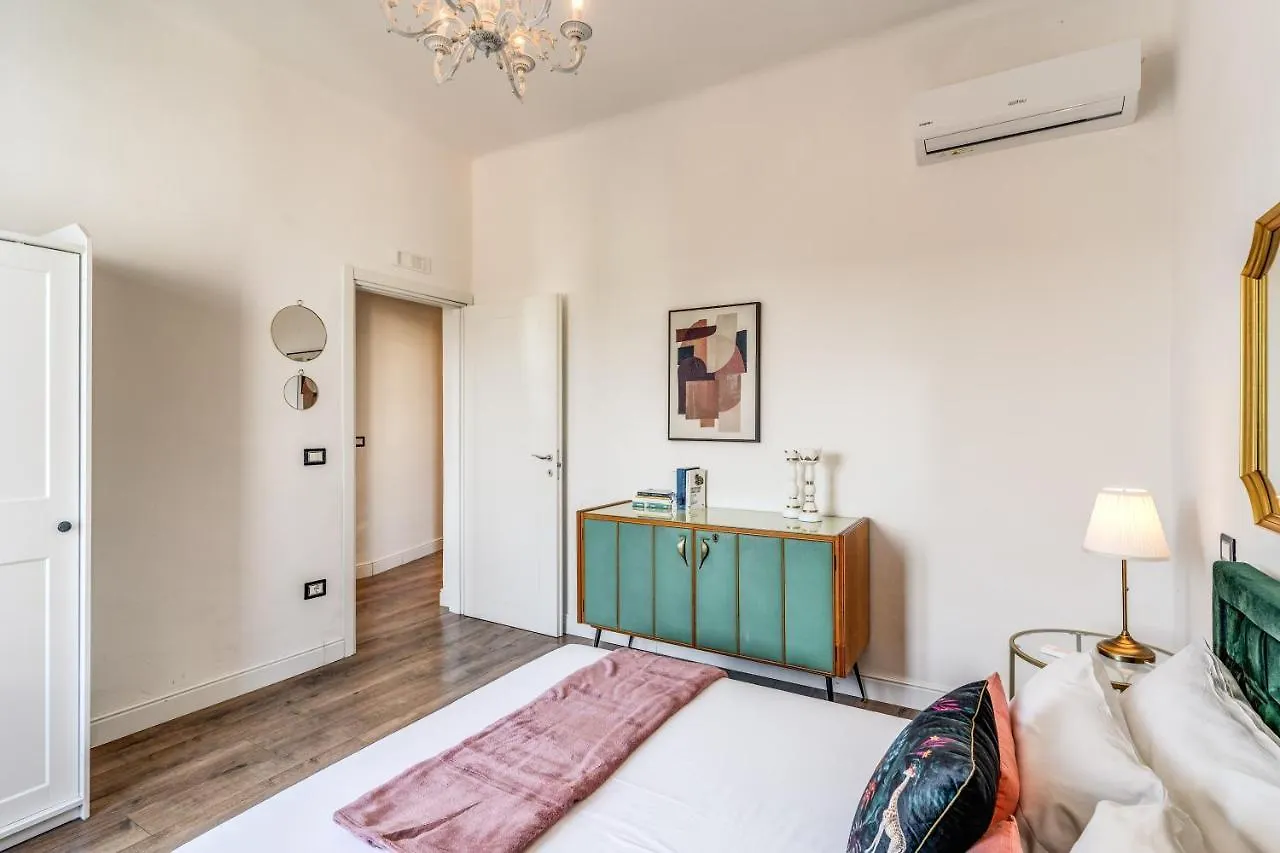 Aweshomeitaly - Pisa Park View Apartment