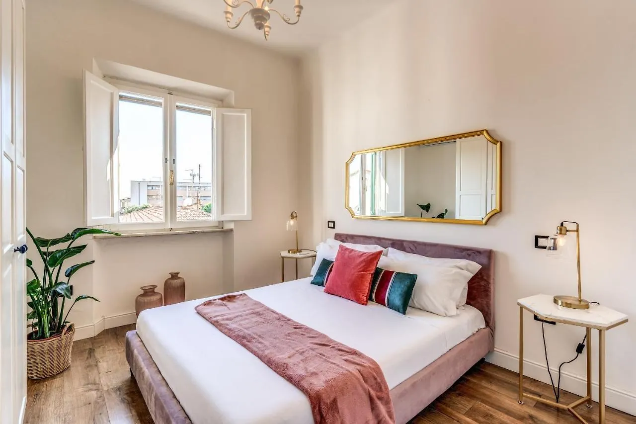 Aweshomeitaly - Pisa Park View Apartment