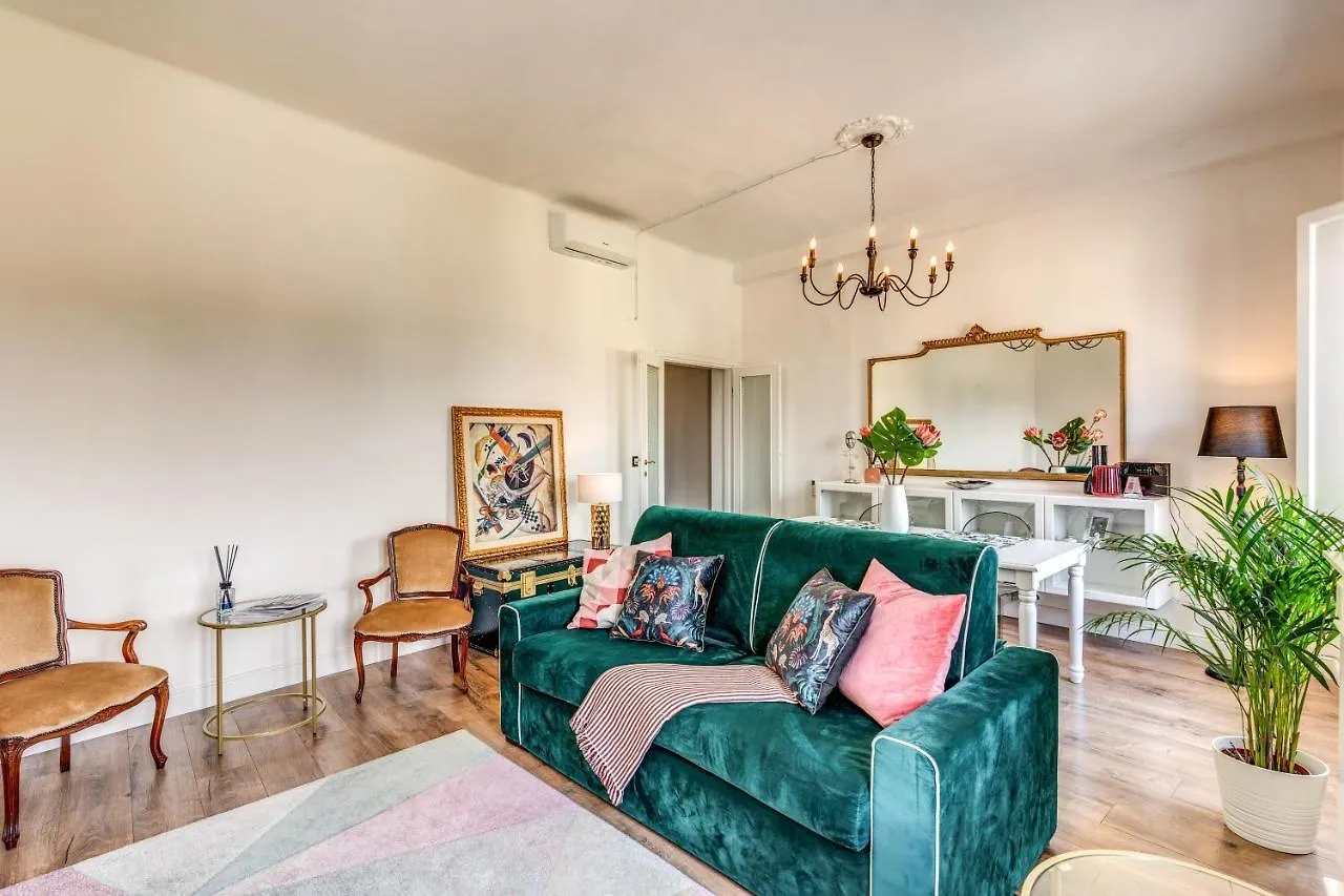 Aweshomeitaly - Pisa Park View Apartment